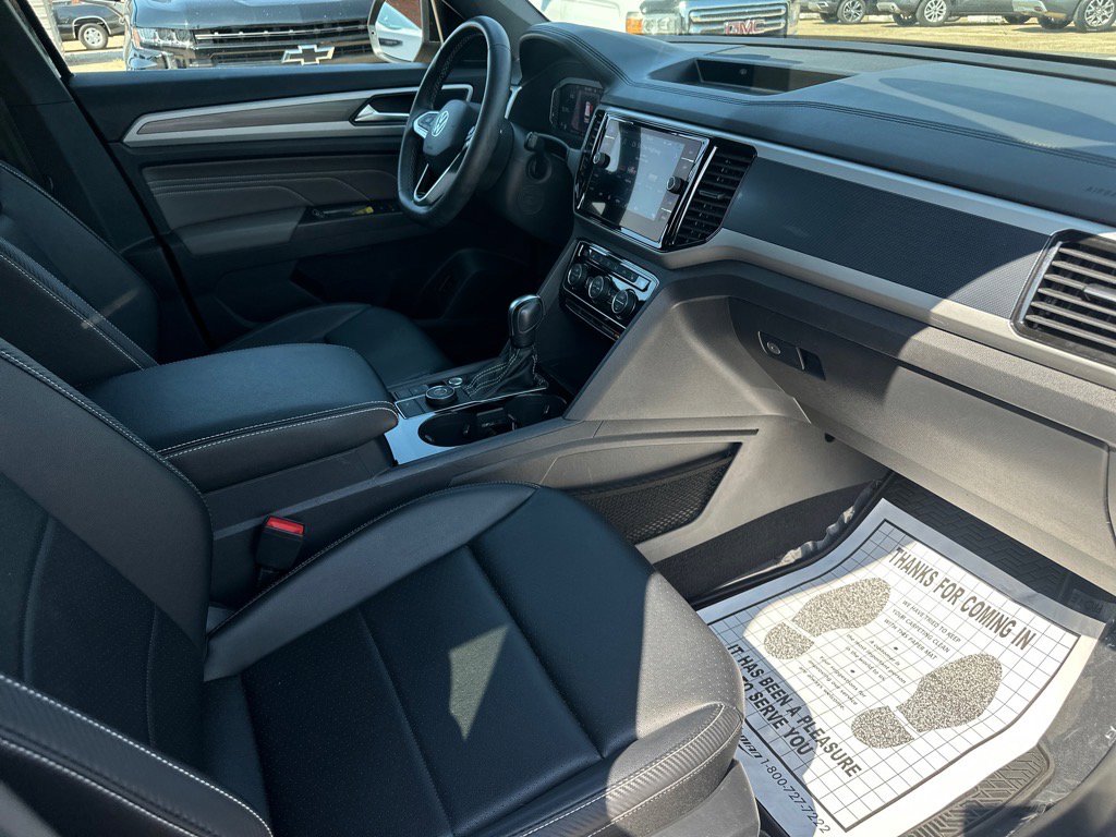 Used 2021 Volkswagen Atlas Cross Sport SEL image 13