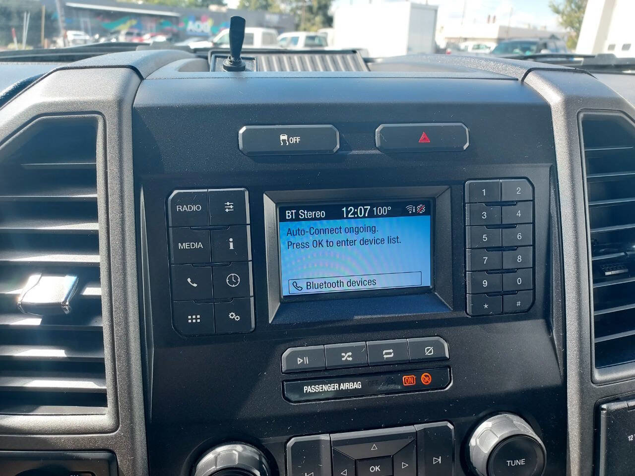 Used 2020 Ford F250 XL w/ Power Equipment Group image 16