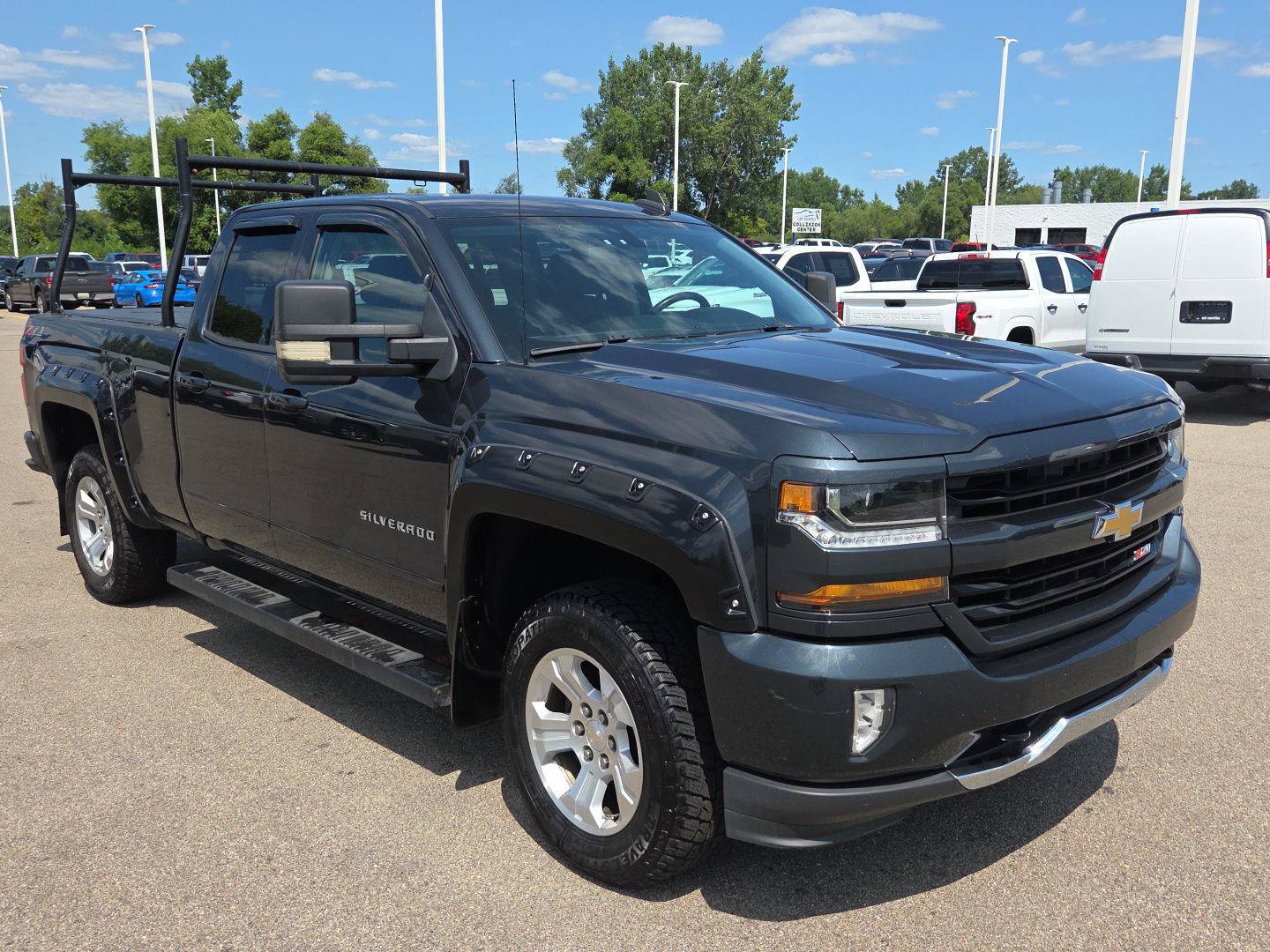 Used 2019 Chevrolet Silverado 1500 LT w/ All Star Edition AWD/4WD image 8