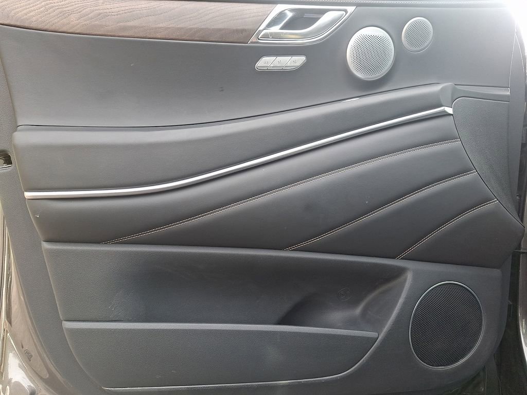 Used 2025 Genesis GV80 3.5T Prestige image 15