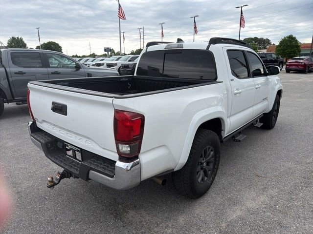Used 2020 Toyota Tacoma SR5 AWD/4WD image 7