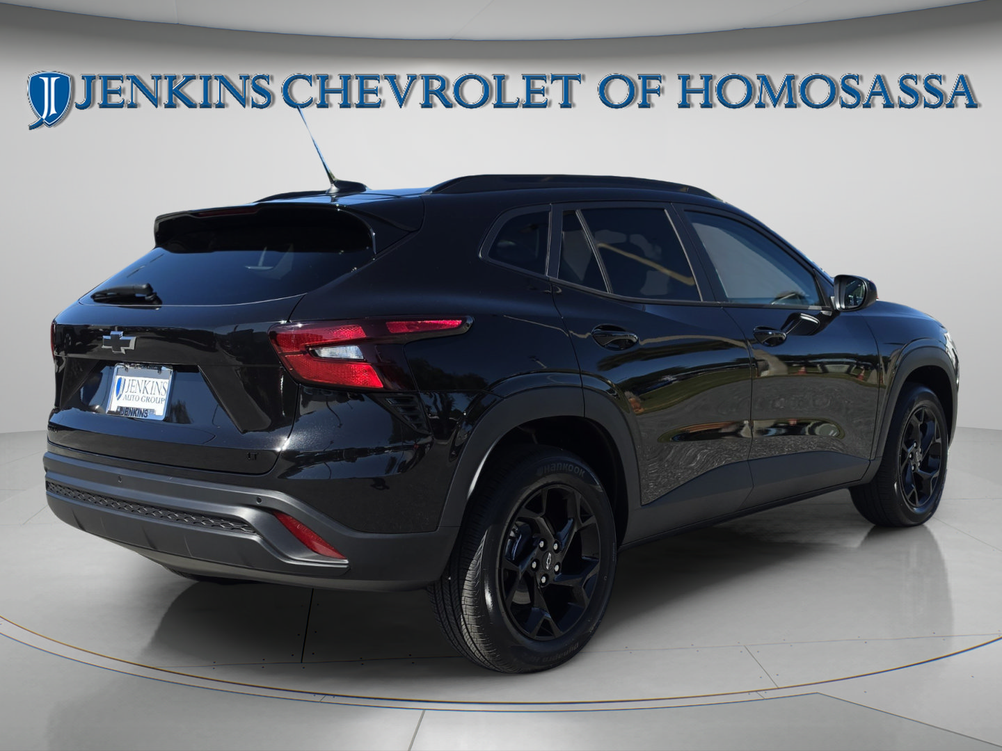 New 2026 Chevrolet Trax LT w/ Driver Confidence Package FWD image 5