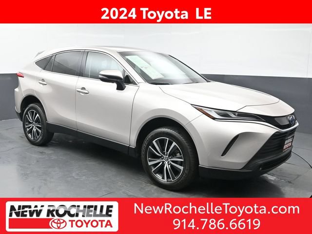 Certified 2024 Toyota Venza LE AWD/4WD image 1