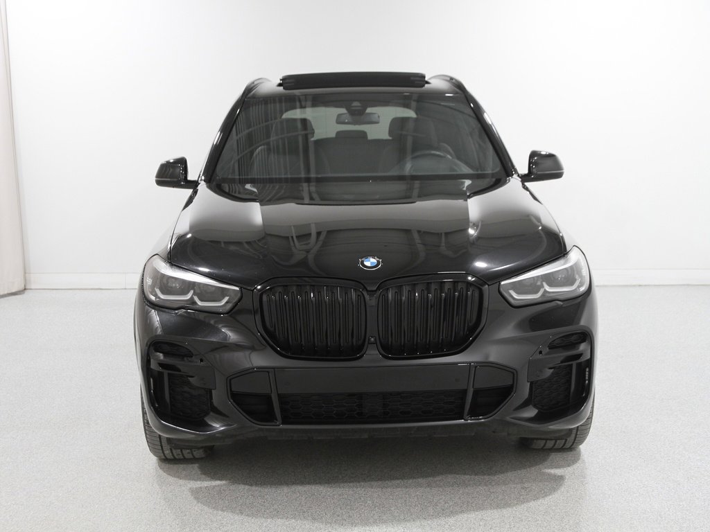 Used 2023 BMW X5 xDrive40i w/ M Sport Package image 2