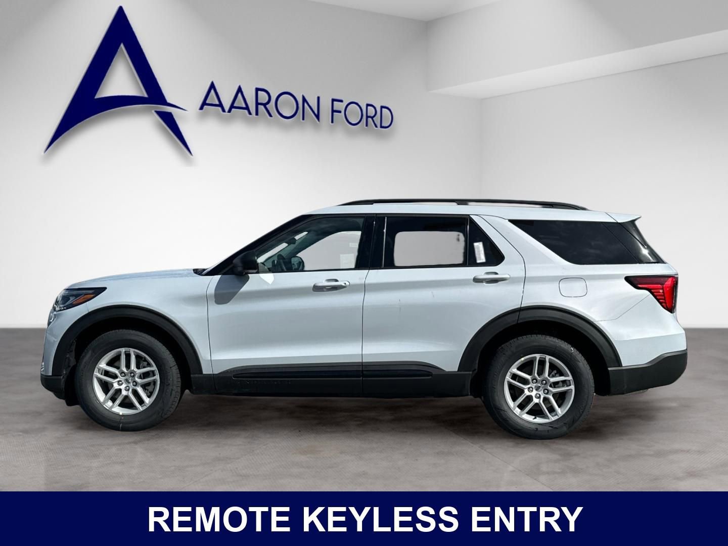 New 2026 Ford Explorer Active w/ Active Comfort Package RWD image 3