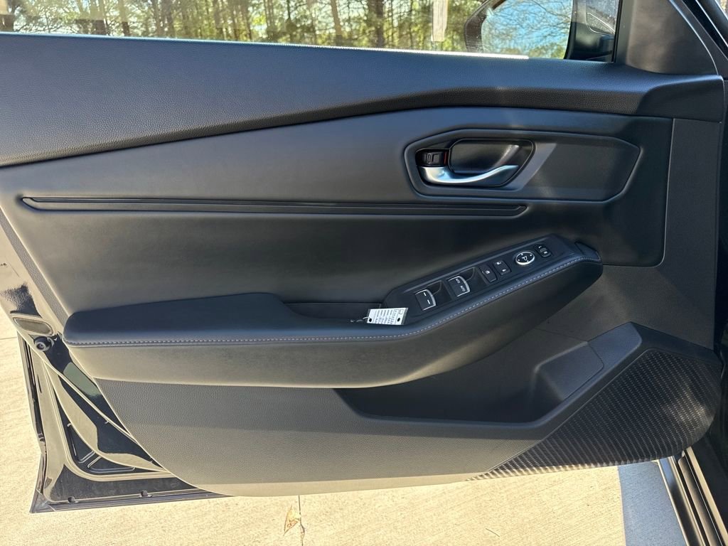 Used 2025 Honda Accord Sport image 14
