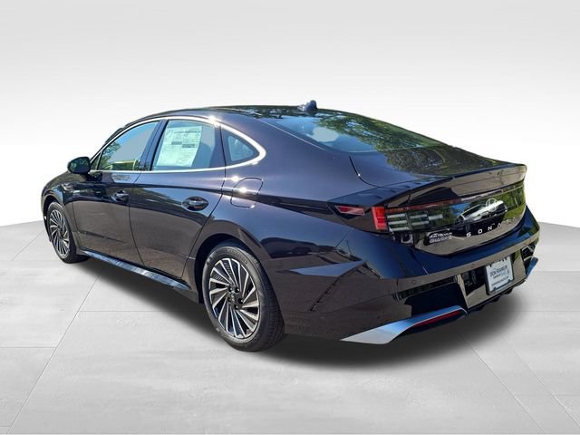 New 2026 Hyundai Sonata Limited FWD image 3