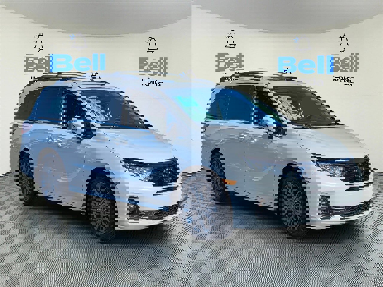 New 2026 Honda Odyssey Touring image 4