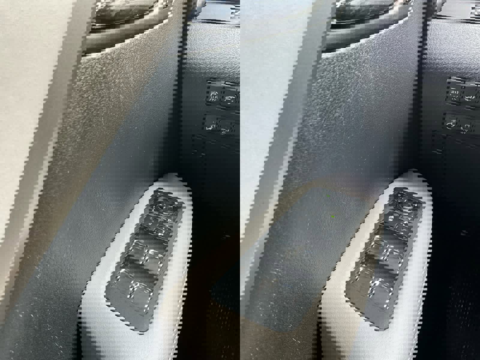 Used 2022 Lexus RX 350L Premium w/ Premium Package image 20