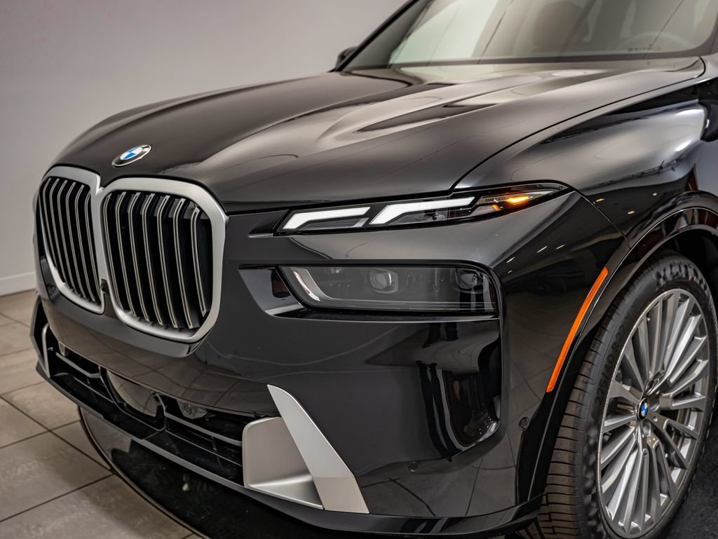 New 2027 BMW X7 xDrive40i AWD/4WD image 3
