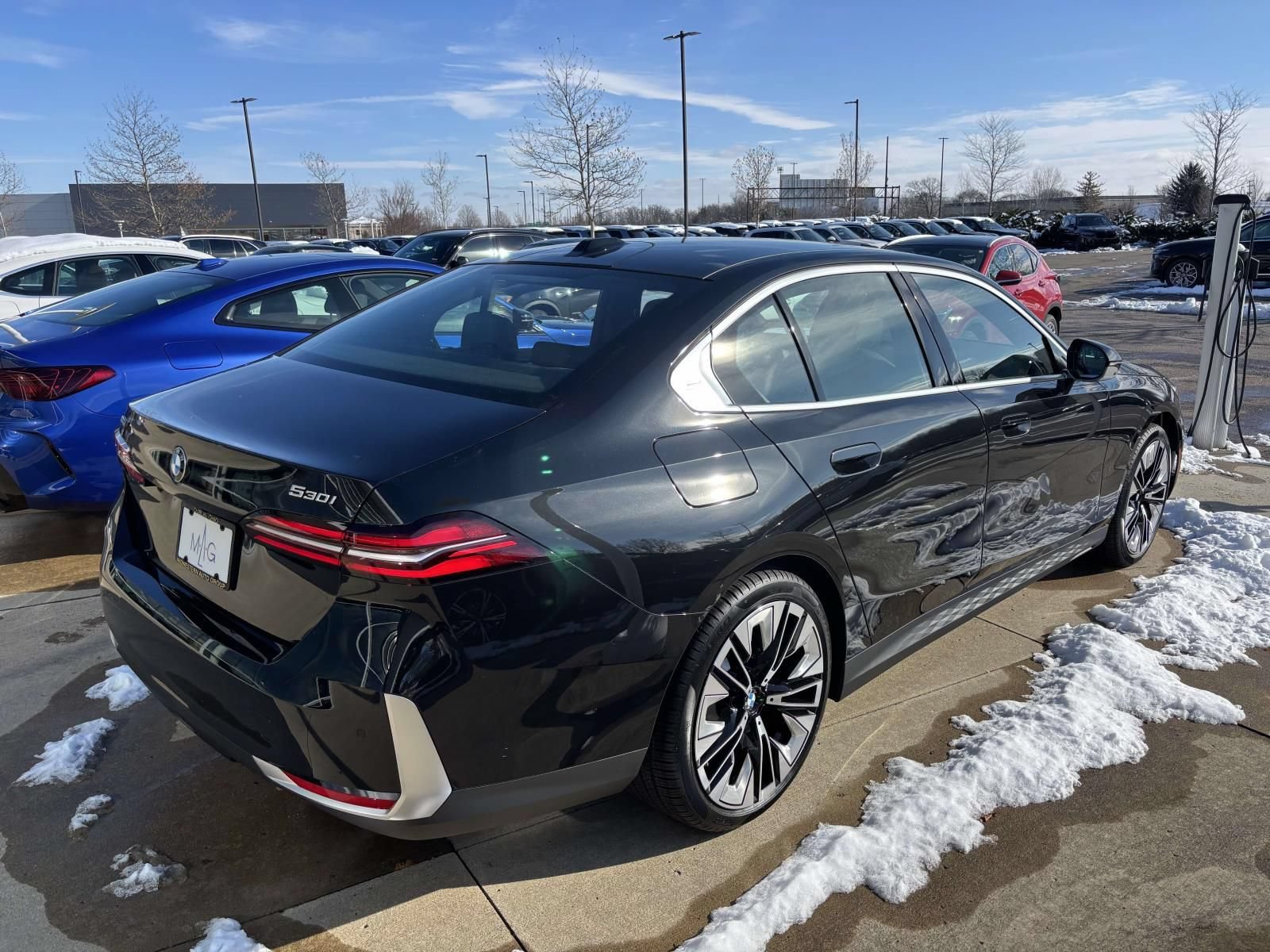 Used 2026 BMW 530i xDrive w/ Premium Package AWD/4WD image 8