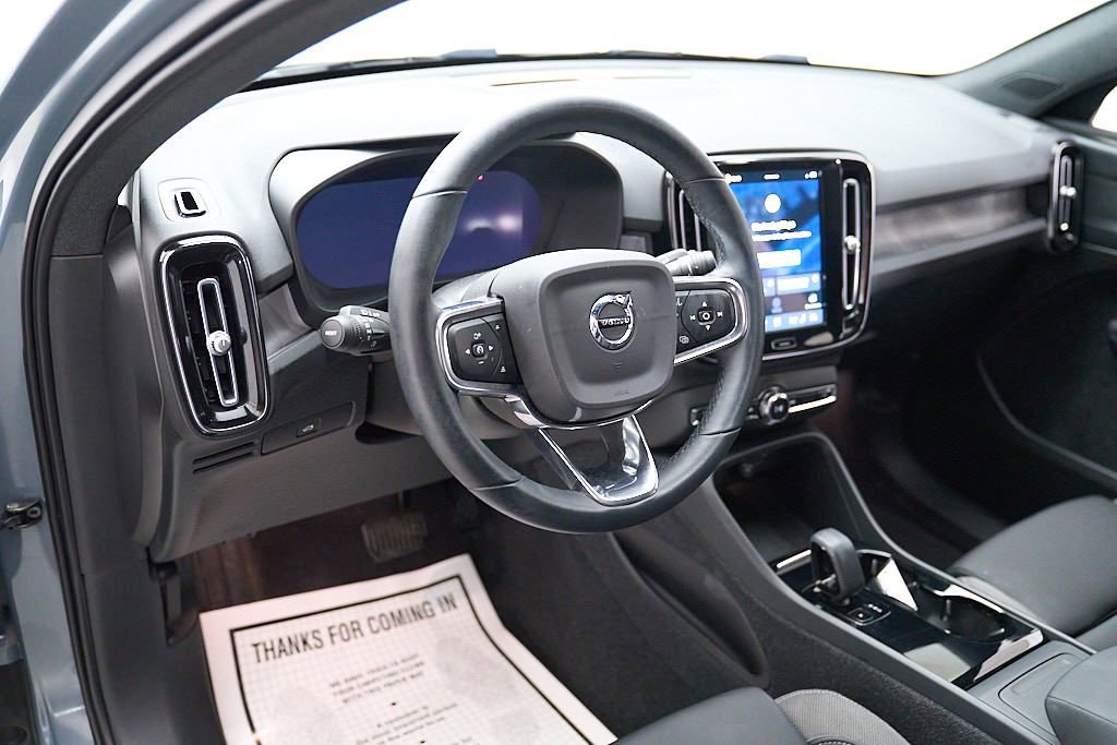 Used 2023 Volvo C40 Recharge Core AWD/4WD image 12
