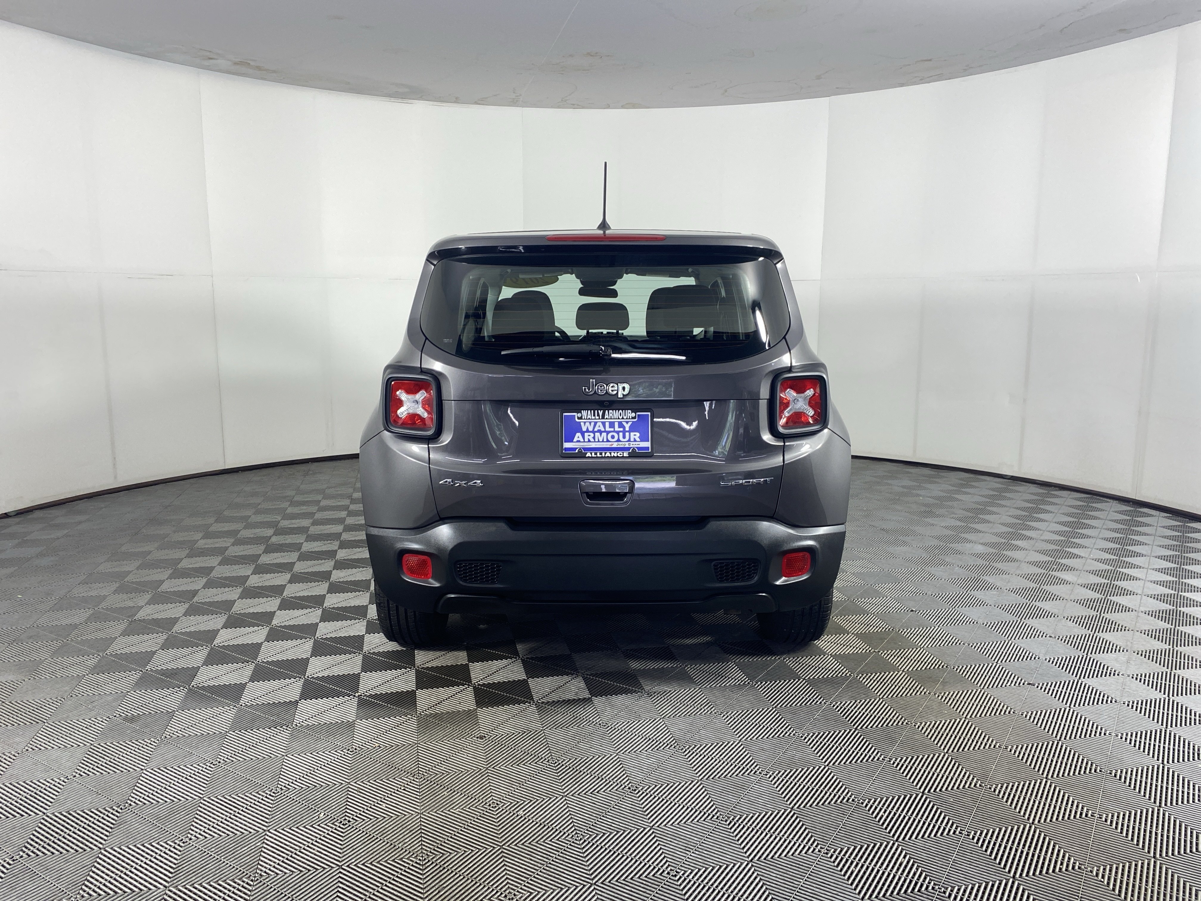 Used 2019 Jeep Renegade Sport AWD/4WD image 7