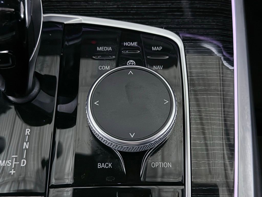 Used 2022 BMW X7 M50i image 52