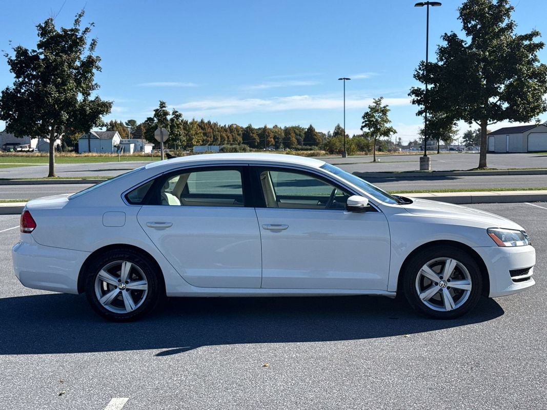 Used 2013 Volkswagen Passat 2.5 SE FWD image 7