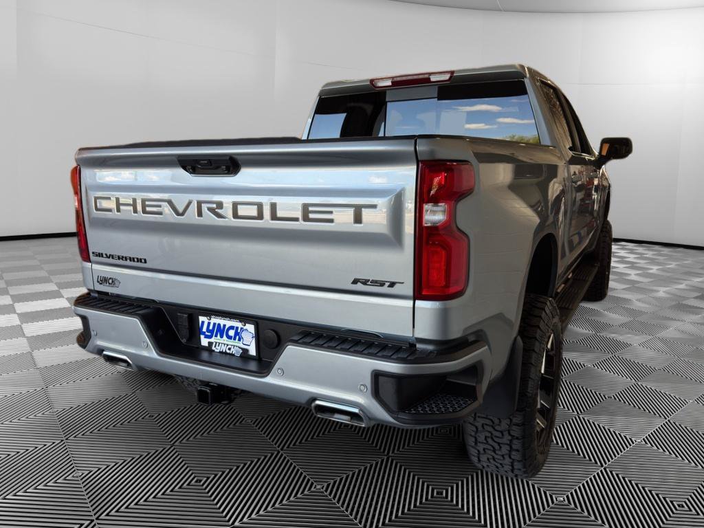 Used 2024 Chevrolet Silverado 1500 RST AWD/4WD image 5
