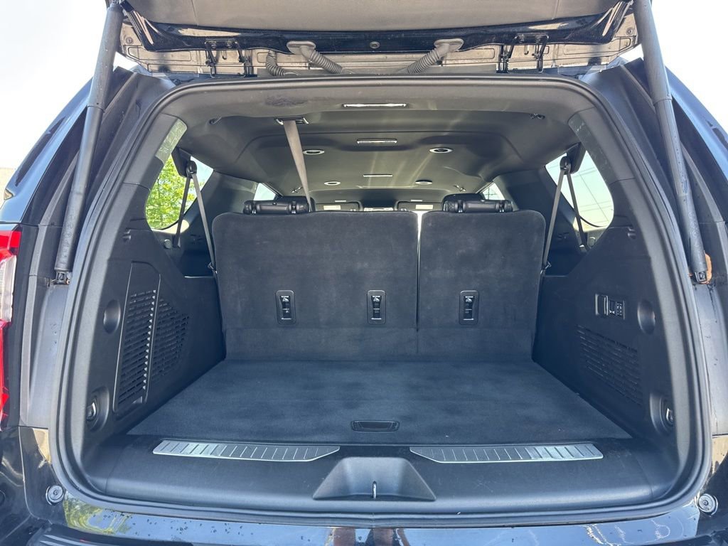 Used 2025 GMC Yukon XL Denali AWD/4WD image 29