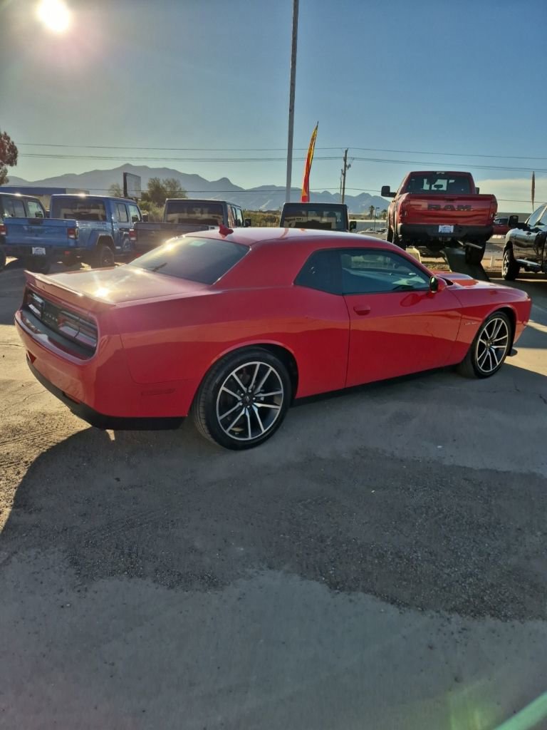 Certified 2022 Dodge Challenger R/T w/ Plus Package image 5