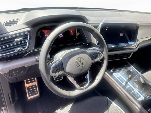 New 2026 Volkswagen Atlas Peak Edition AWD/4WD image 11