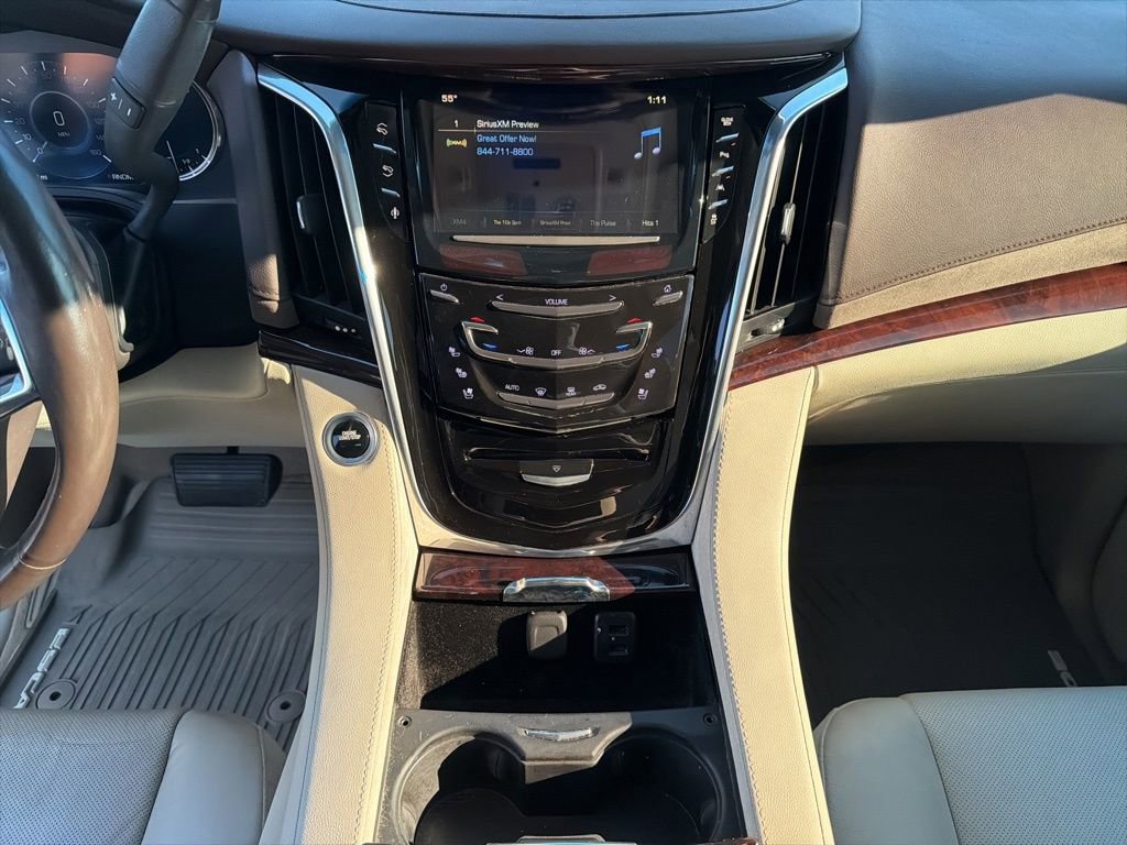 Used 2016 Cadillac Escalade Luxury image 54