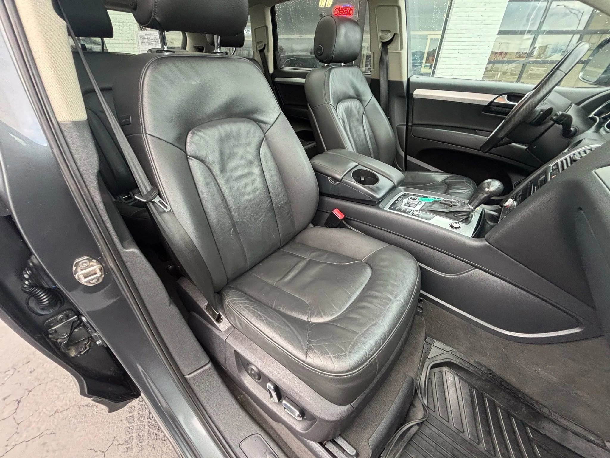 Used 2010 Audi Q7 TDI Prestige AWD/4WD image 12