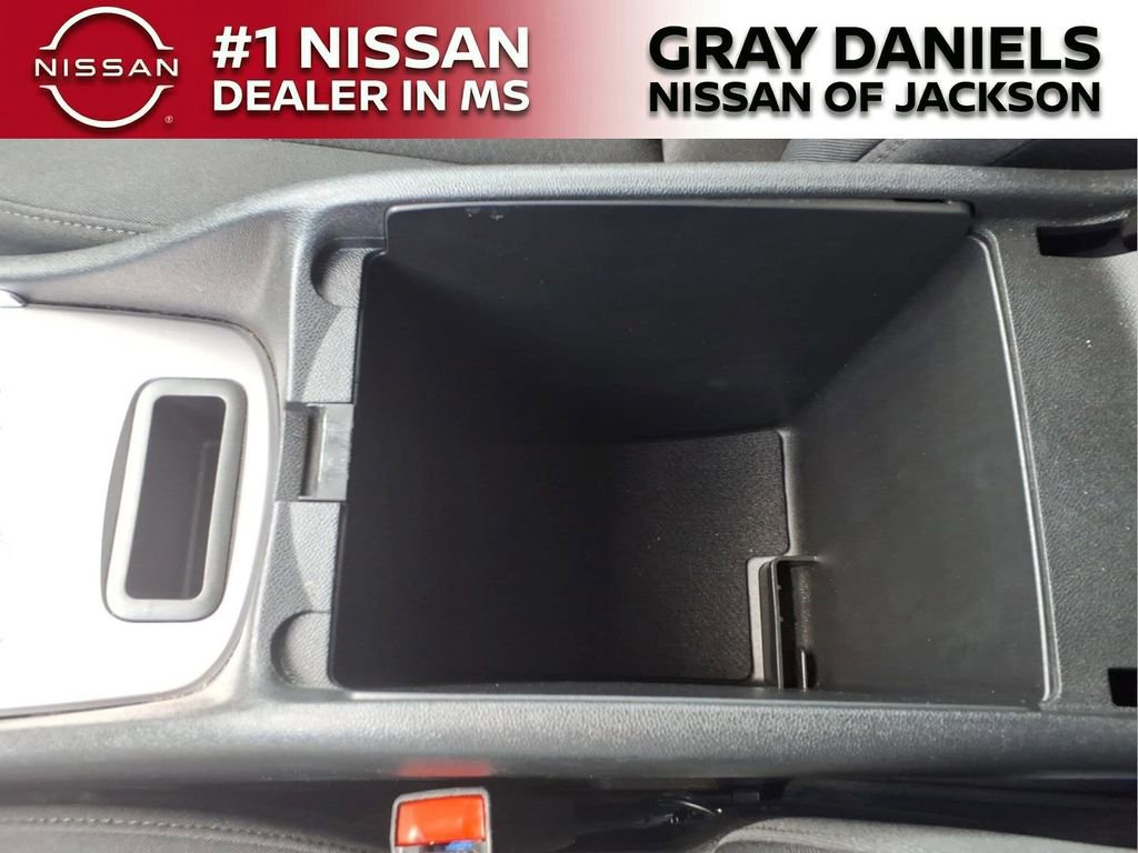 Used 2025 Chevrolet Malibu LT FWD image 20