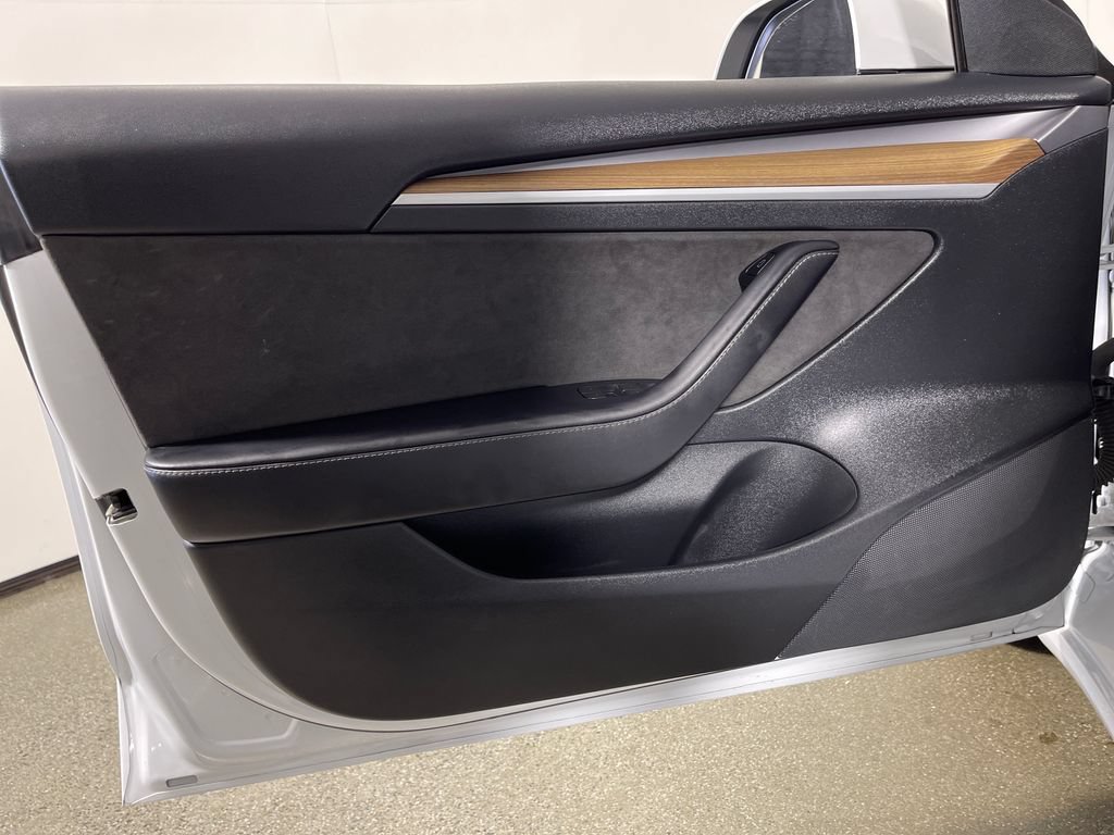 Used 2023 Tesla Model 3 Standard Range RWD image 19