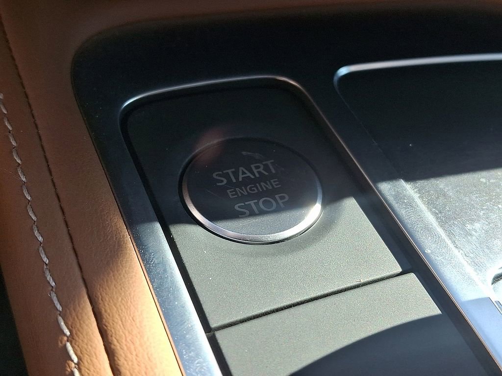 Used 2025 INFINITI QX60 Sensory w/ Vision Package image 26