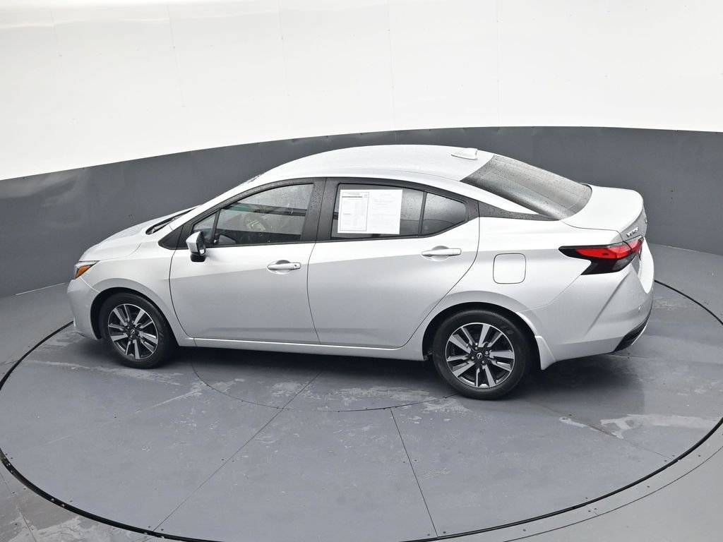 Used 2025 Nissan Versa SV w/ Trunk Package image 20