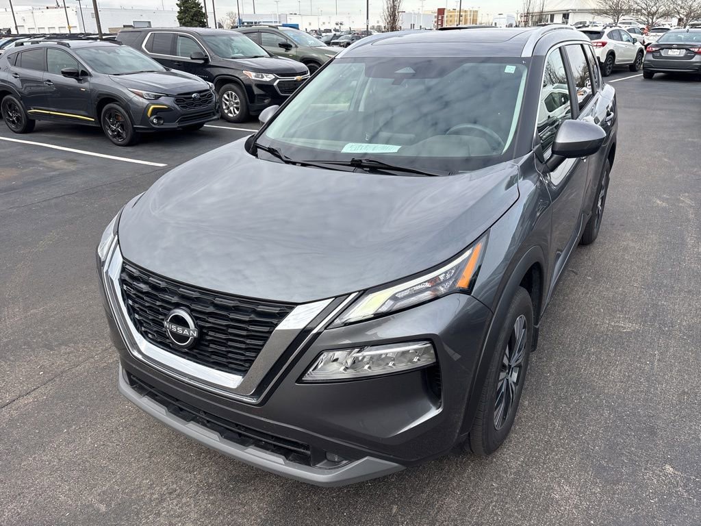 Used 2023 Nissan Rogue SV w/ SV Premium B Package AWD/4WD image 6