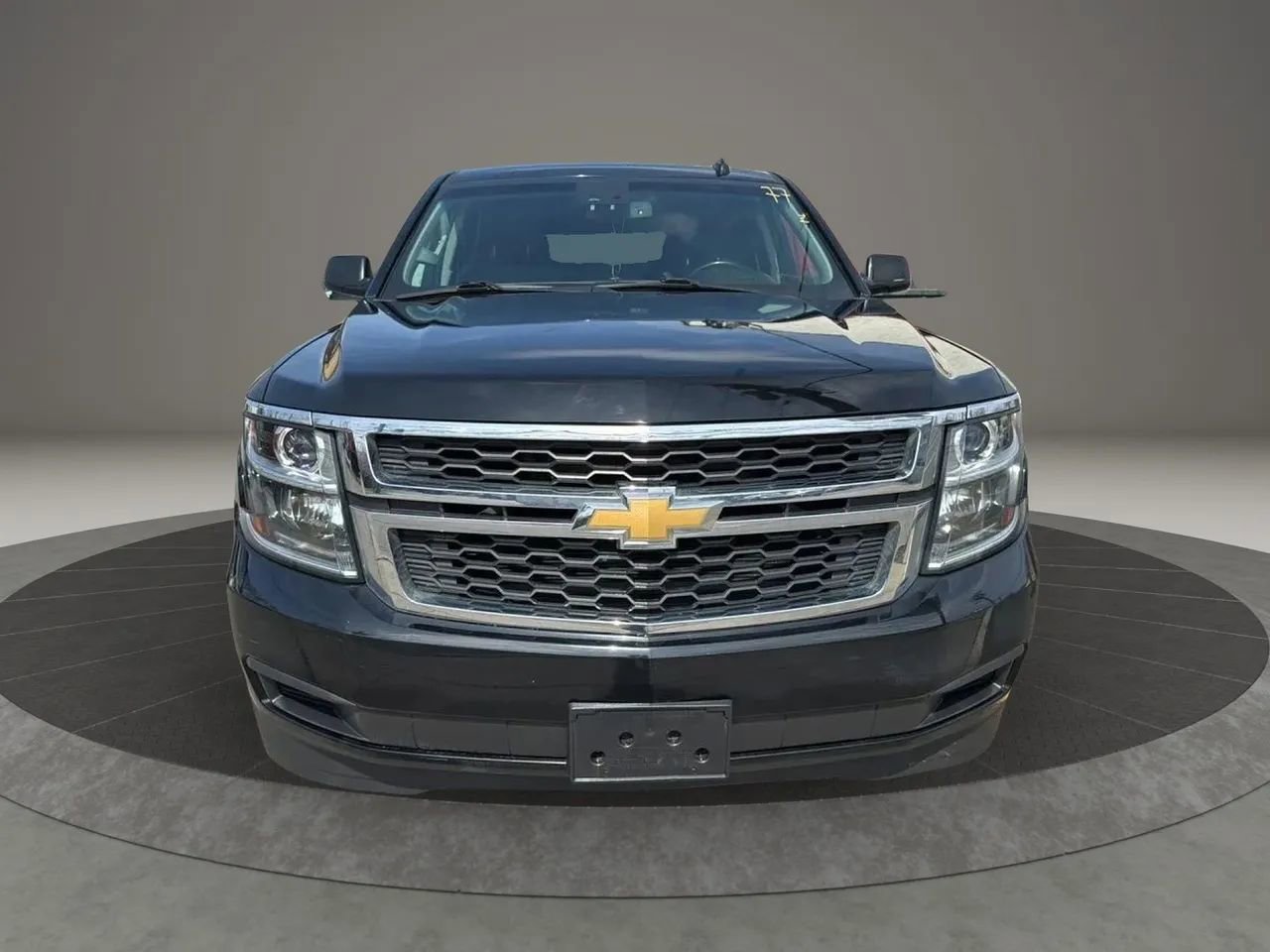 Used 2016 Chevrolet Tahoe LT image 2