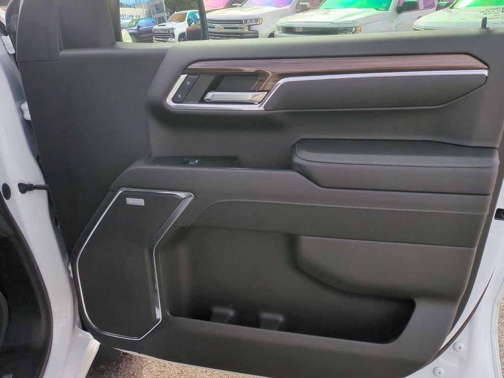 Used 2023 Chevrolet Silverado 1500 LT Trail Boss w/ LT Trail Boss Premium Package image 31