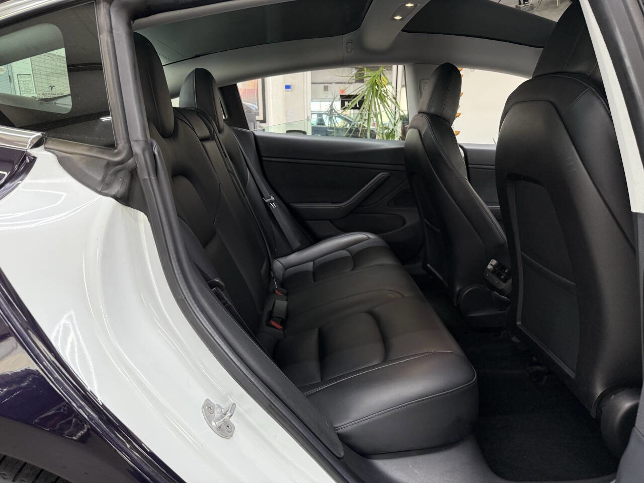 Used 2019 Tesla Model 3 image 16