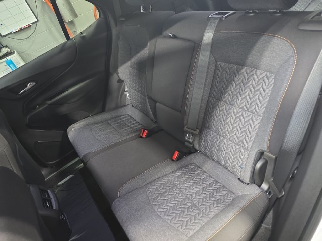 Used 2023 Chevrolet Equinox LT AWD/4WD image 14