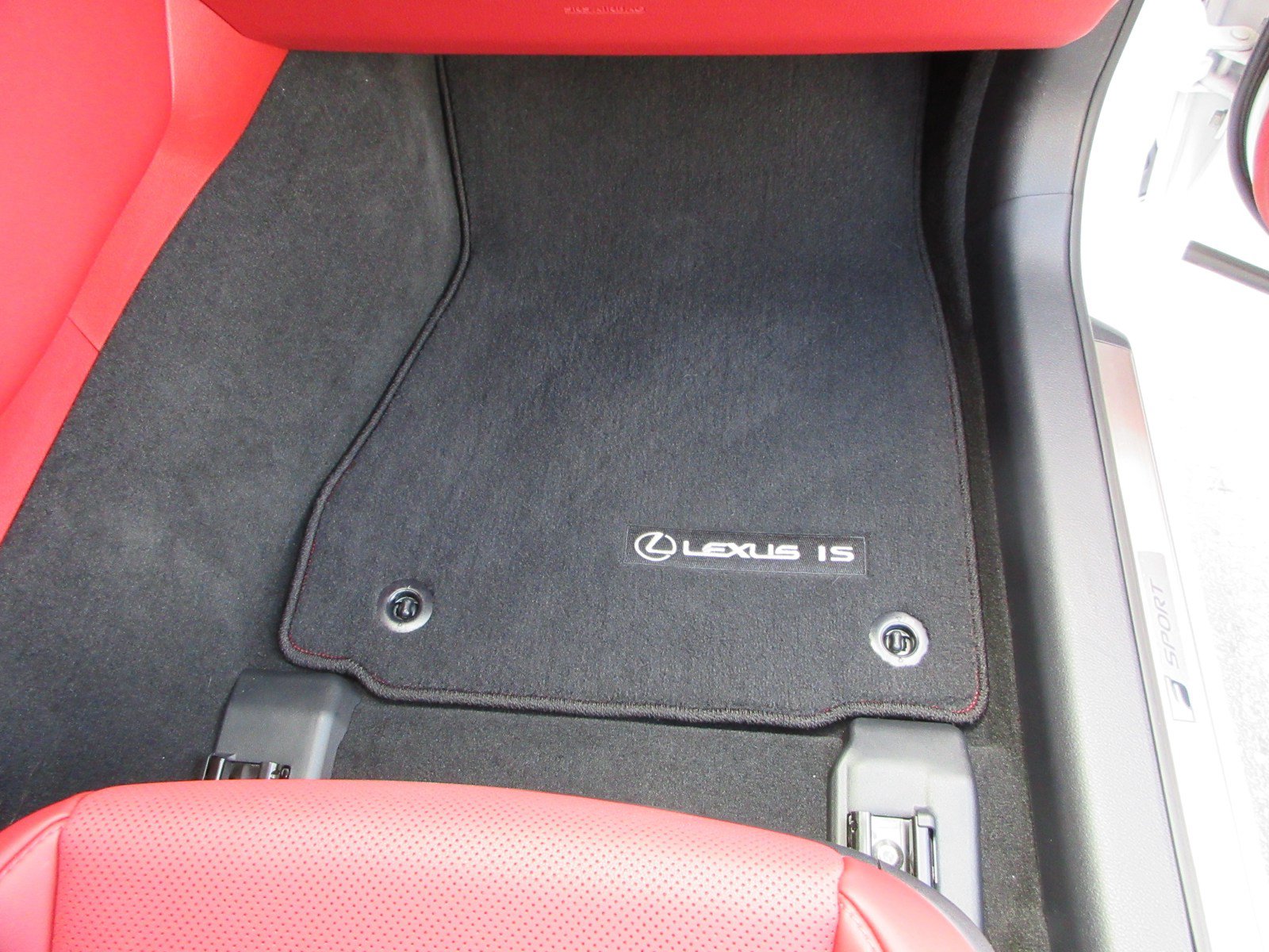 Used 2025 Lexus IS 500 RWD image 27
