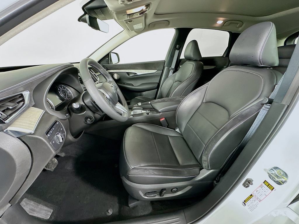Used 2023 INFINITI QX50 Sensory AWD/4WD image 21