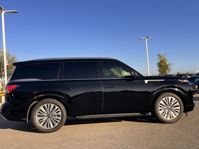 Certified 2025 INFINITI QX80 Luxe image 6
