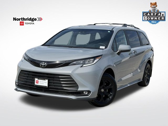 Certified 2026 Toyota Sienna XLE Woodland Edition AWD/4WD image 1