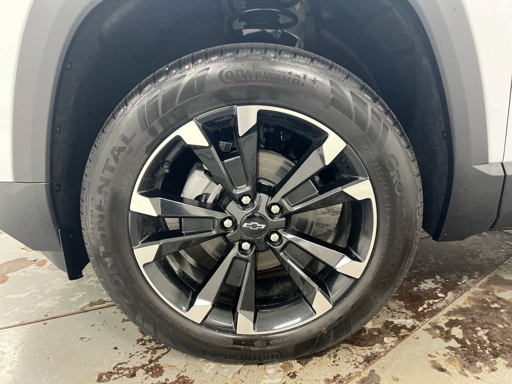 New 2027 Chevrolet Equinox RS FWD image 27