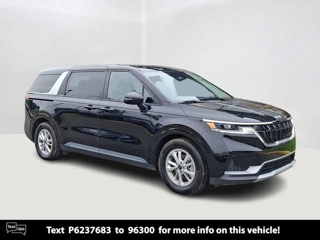 Certified 2023 Kia Carnival LX FWD image 1