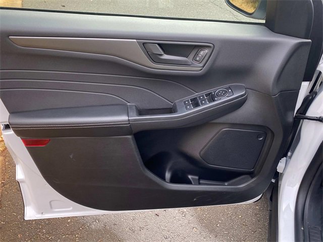Used 2025 Ford Escape Active image 10