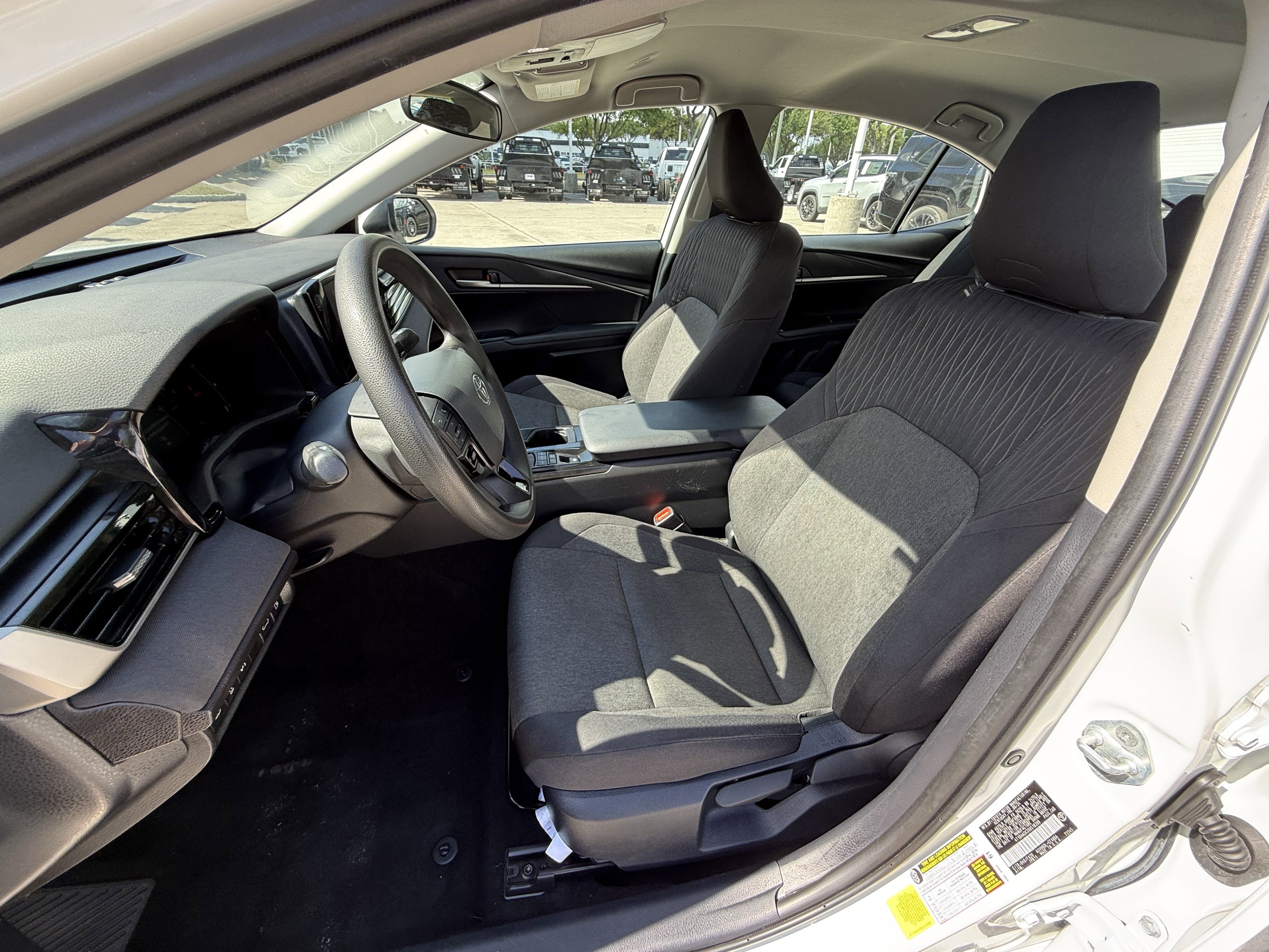 Used 2025 Toyota Camry LE FWD image 29