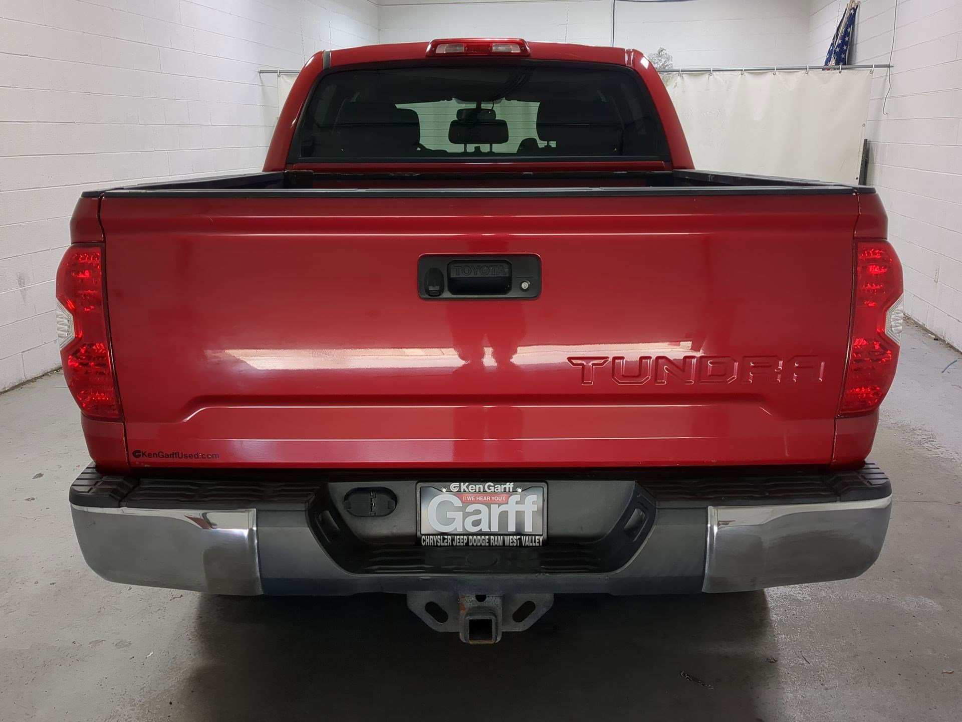 Used 2017 Toyota Tundra SR5 w/ TRD Off Road Package image 7