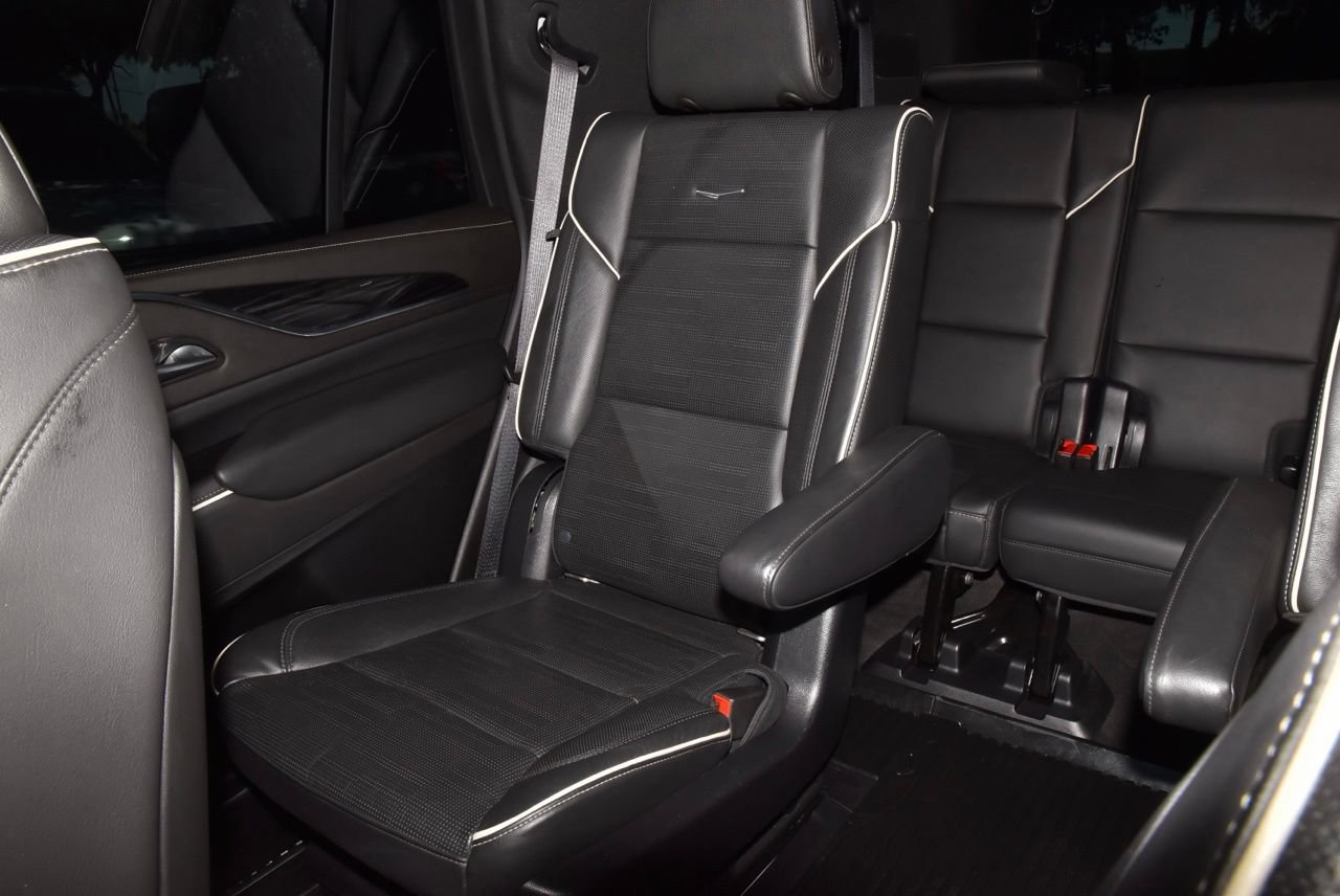 Used 2022 Cadillac Escalade Sport w/ Touring Package AWD/4WD image 20