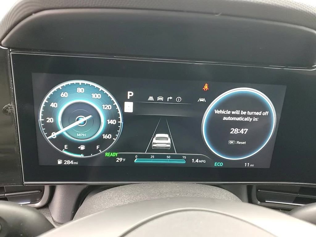 Used 2025 Hyundai Elantra SEL w/ Cargo Package image 19