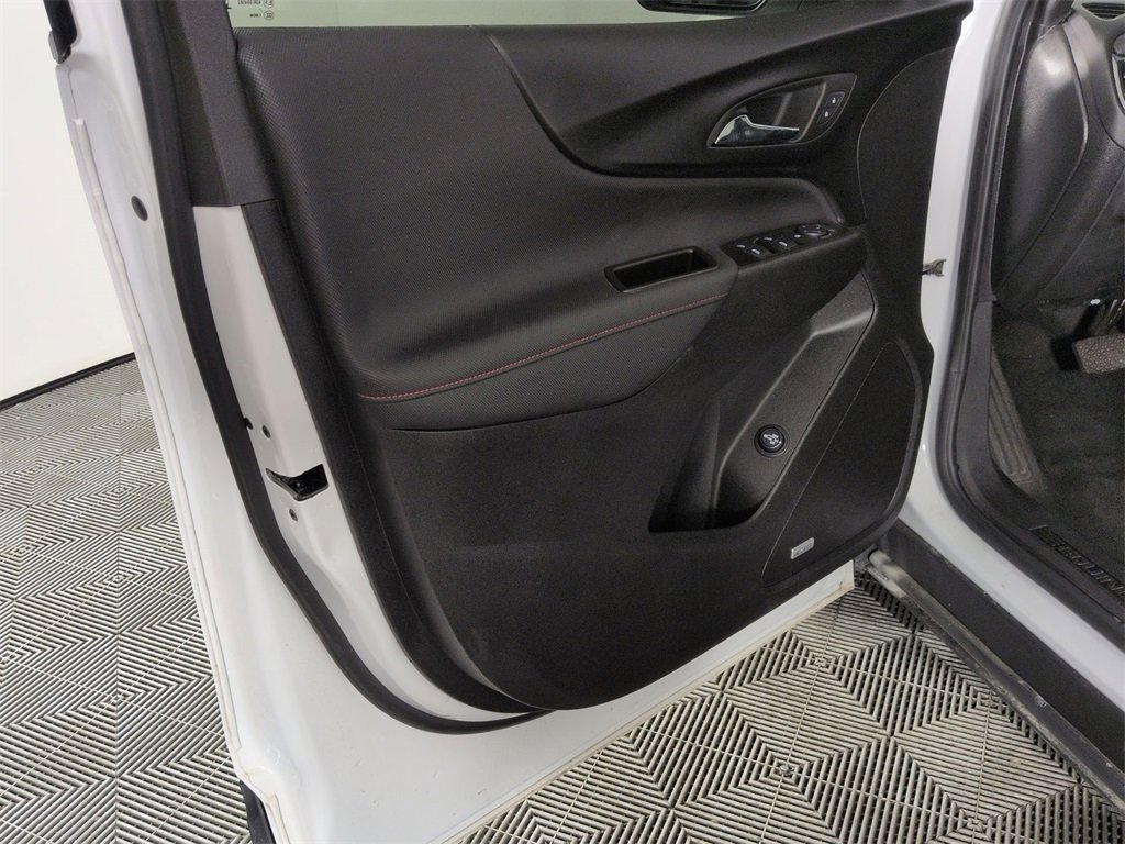 Certified 2024 Chevrolet Equinox RS w/ RS Leather Package image 21