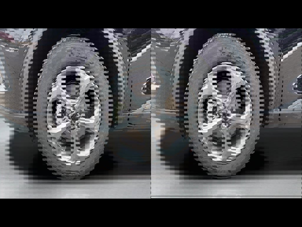 Used 2025 Ford Escape ST-Line image 22