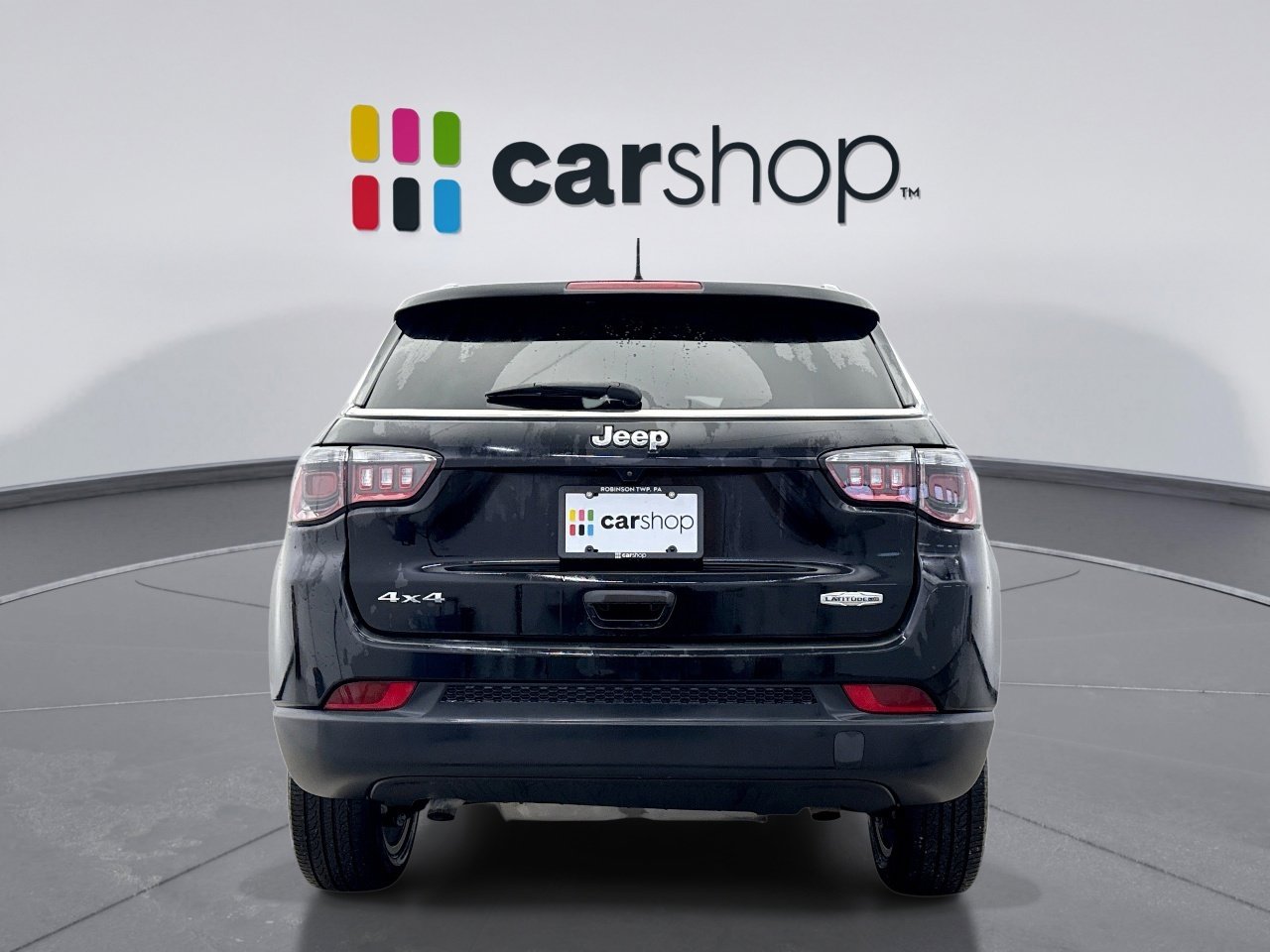 Used 2023 Jeep Compass Latitude image 4