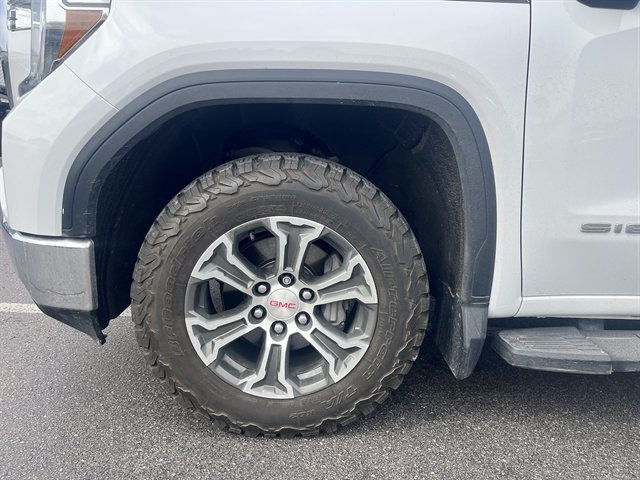 Used 2019 GMC Sierra 1500 SLE AWD/4WD image 9