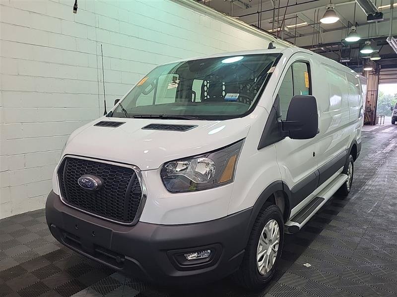 Used 2025 Ford Transit 250 Low Roof w/ Exterior Upgrade Package RWD image 4